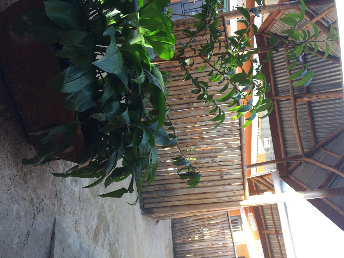 Suba Motel Kihihi Εξωτερικό φωτογραφία